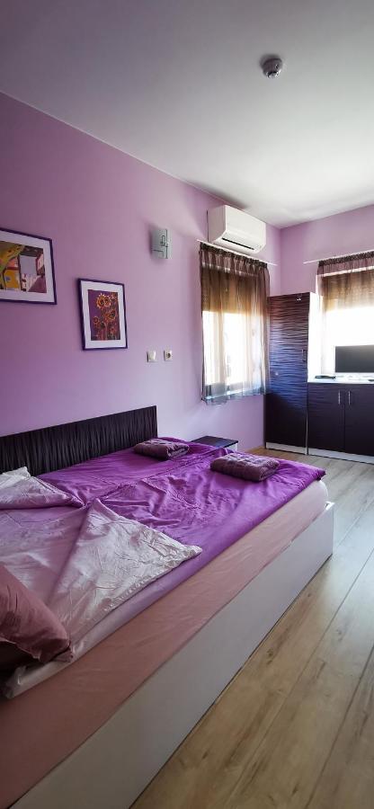 Rose Valley Guest House Kazanlak Exterior photo