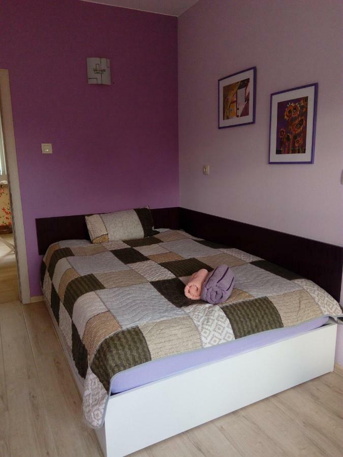 Rose Valley Guest House Kazanlak Exterior photo