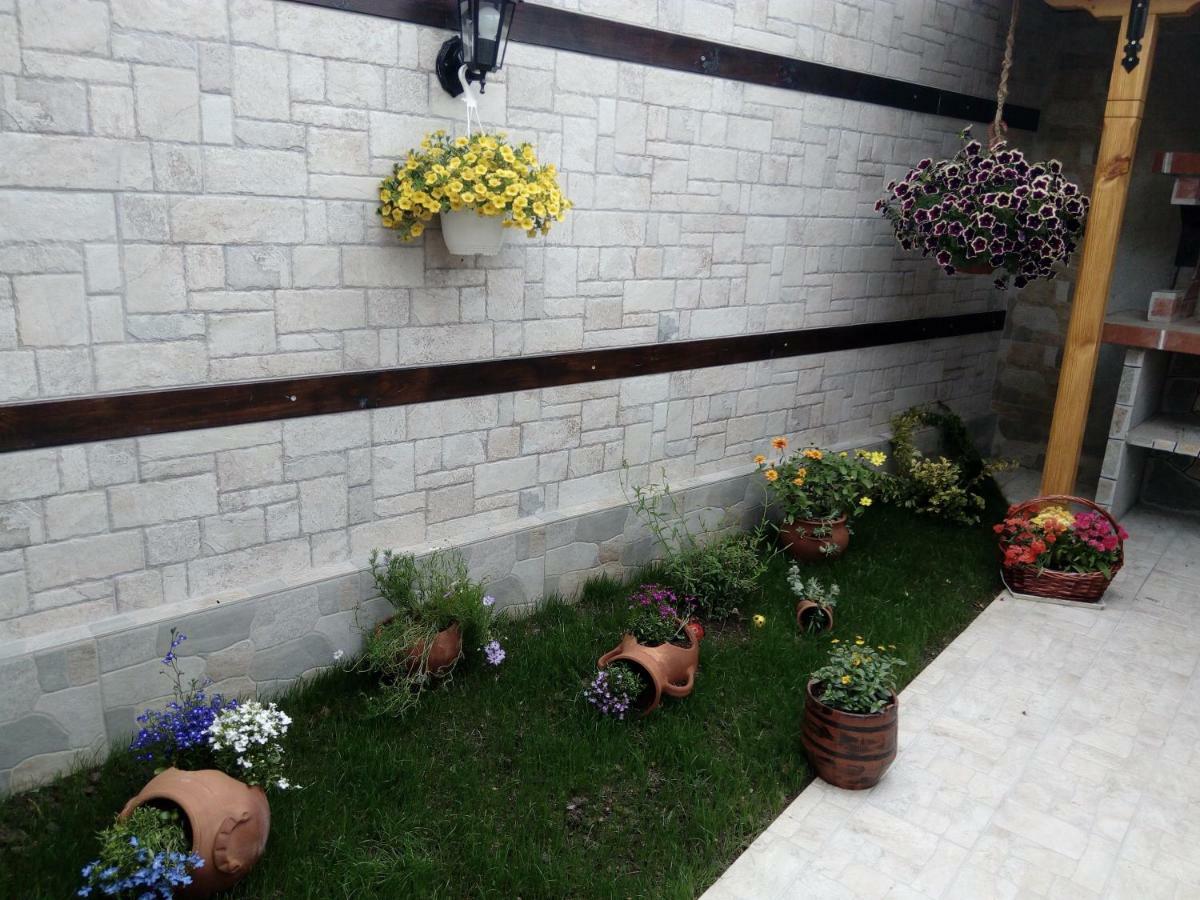 Rose Valley Guest House Kazanlak Exterior photo